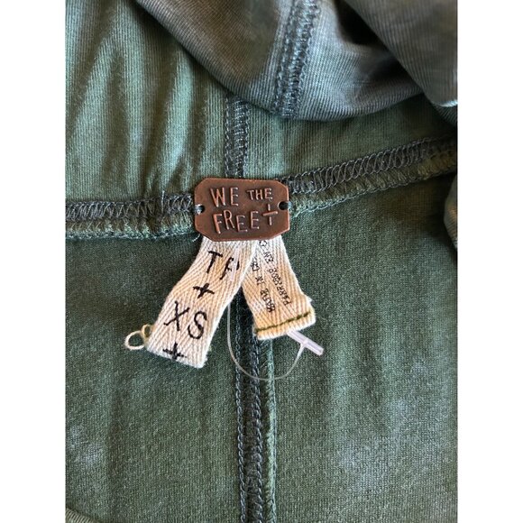 NWT WE THE FREE PEOPLE Size XS Cosmo Cowl Neck Long Sleeve Shirt Thumbholes Boho - Picture 5 of 13